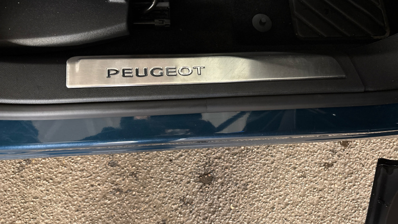 Peugeot 5008 1.5 BlueHDi GT 5dr EAT8 Diesel Estate